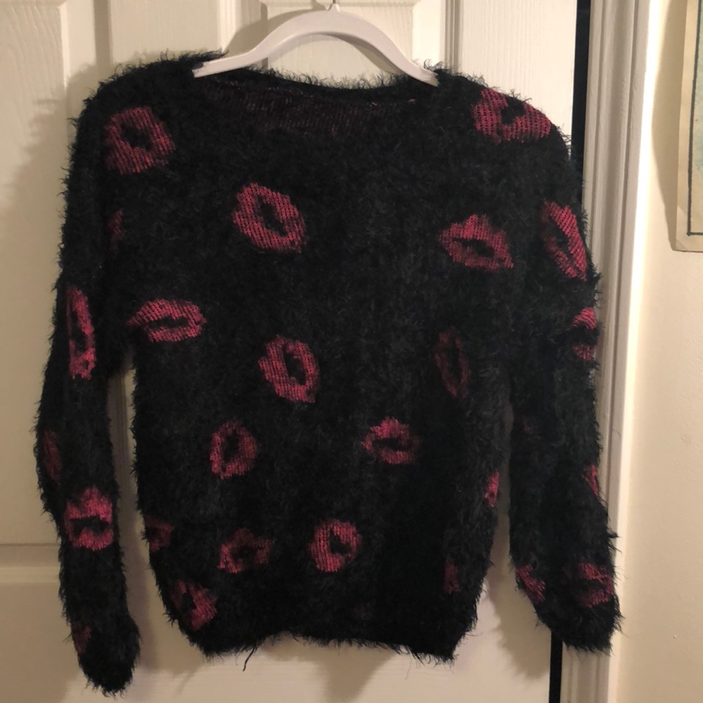 Fuzzy Lip Sweater